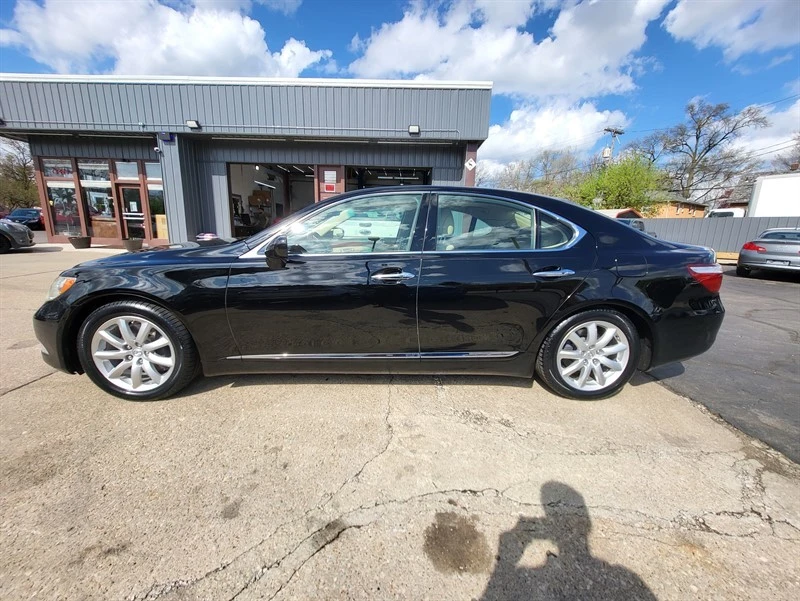 2007 Lexus LS 4th Gen - Image 4 of 14