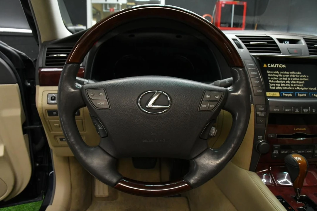 2007 Lexus LS 4th Gen - Image 19 of 21