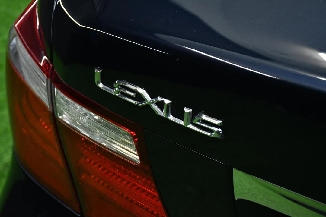 2007 Lexus LS 4th Gen - Image 7 of 21