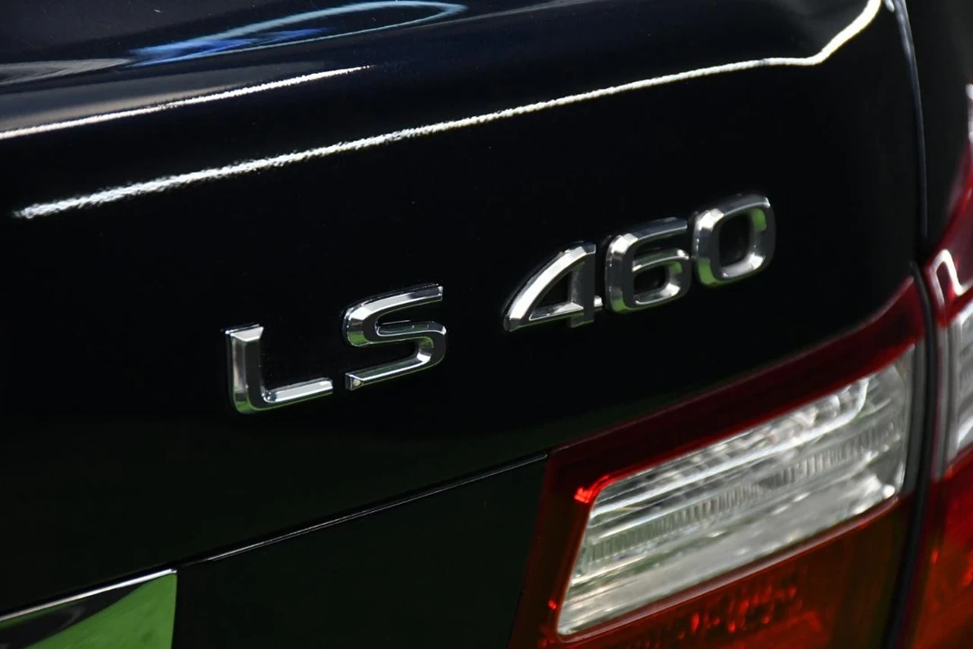 2007 Lexus LS 4th Gen - Image 8 of 21