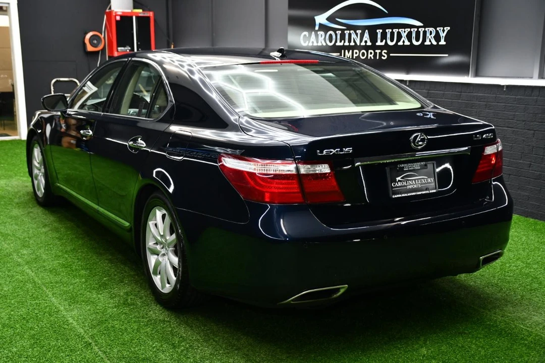 2007 Lexus LS 4th Gen - Image 2 of 21