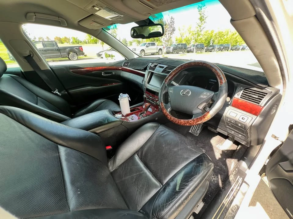 2007 Lexus LS 4th Gen - Image 4 of 4