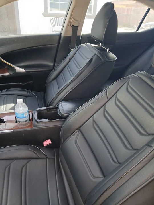 2007 Lexus LX 2nd Gen - Image 12 of 12