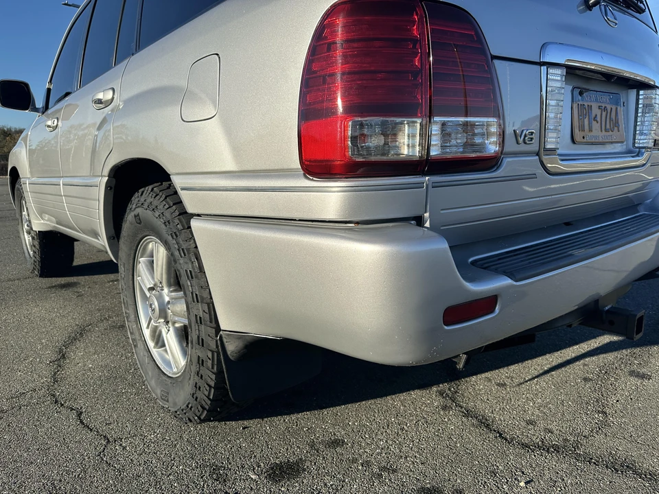 2007 Lexus LX 2nd Gen - Image 29 of 31