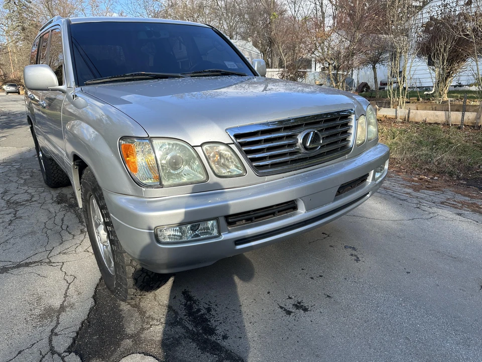 2007 Lexus LX 2nd Gen - Image 14 of 31