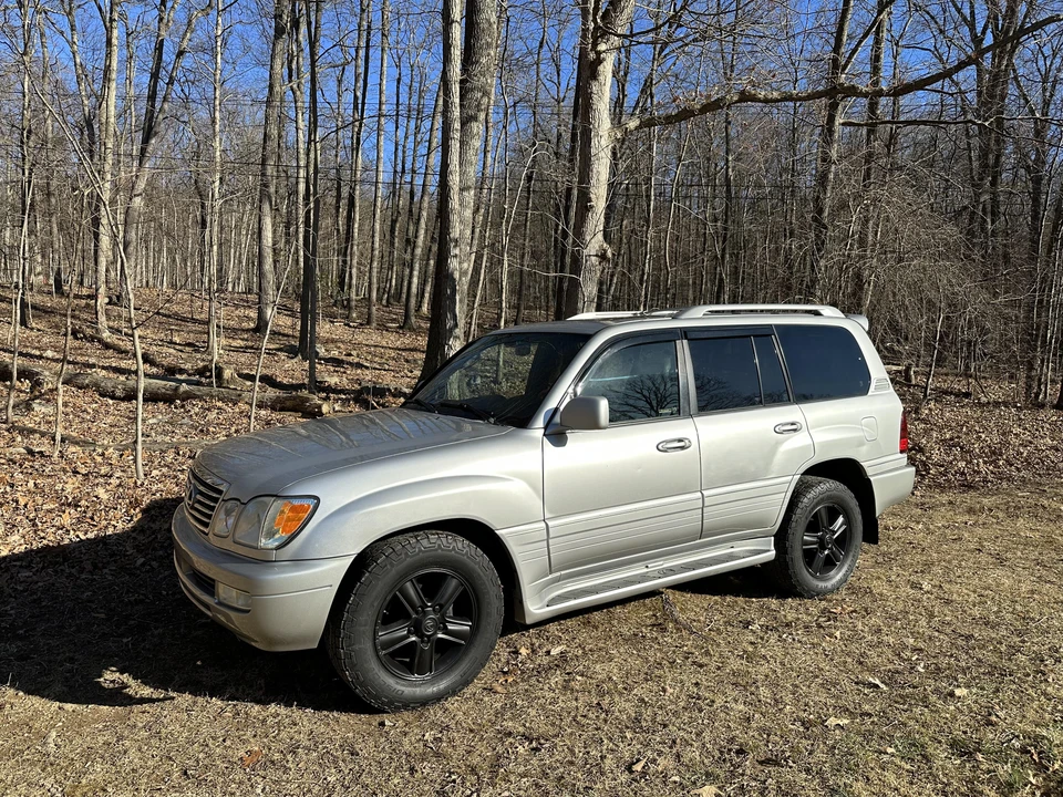 2007 Lexus LX 2nd Gen - Image 12 of 31