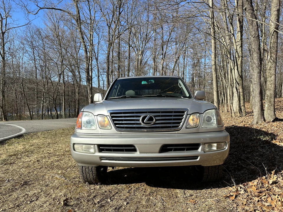 2007 Lexus LX 2nd Gen - Image 6 of 31
