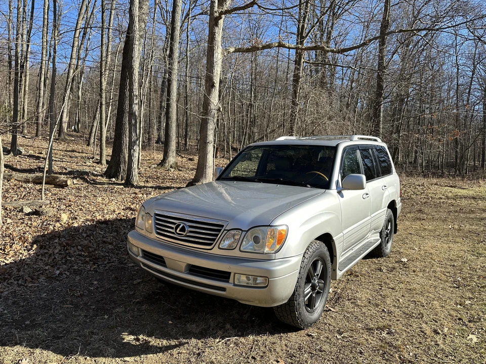 2007 Lexus LX 2nd Gen - Image 8 of 31