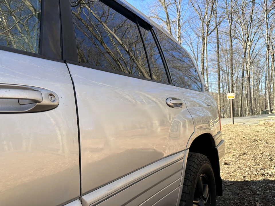 2007 Lexus LX 2nd Gen - Image 27 of 31
