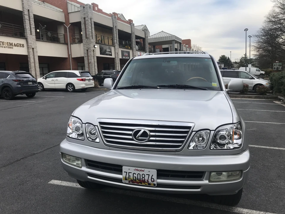 2007 Lexus LX 2nd Gen - Image 6 of 31