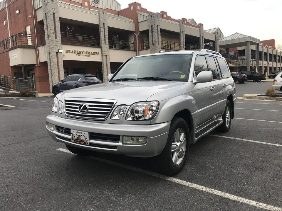 2007 Lexus LX 2nd Gen - Image 7 of 31