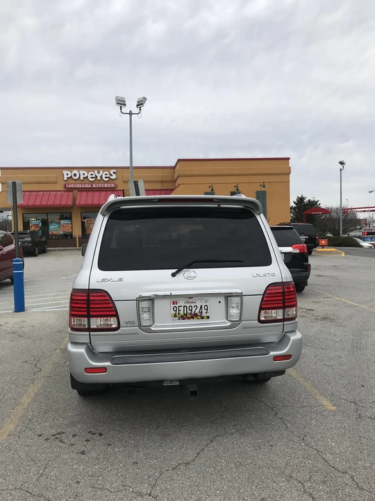 2007 Lexus LX 2nd Gen - Image 21 of 31