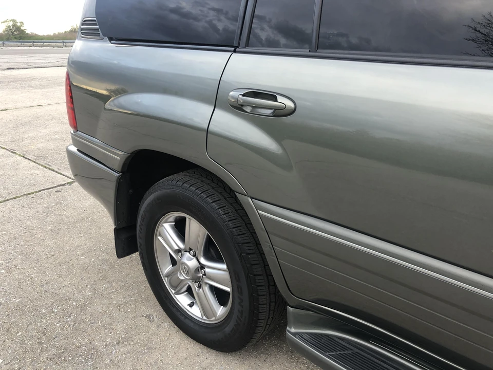 2007 Lexus LX 2nd Gen - Image 30 of 30