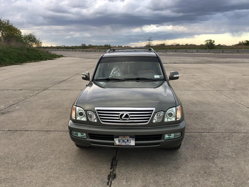 2007 Lexus LX 2nd Gen - Image 6 of 30