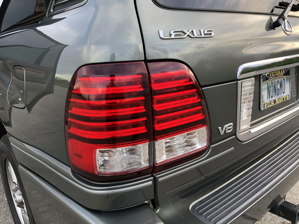 2007 Lexus LX 2nd Gen - Image 22 of 30