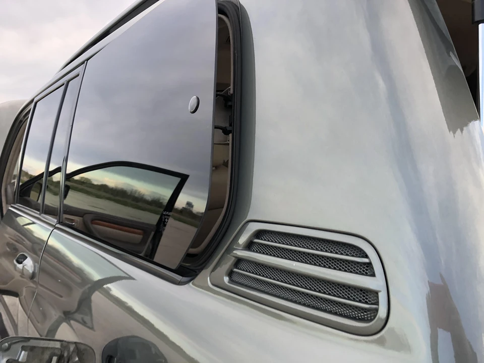 2007 Lexus LX 2nd Gen - Image 21 of 30