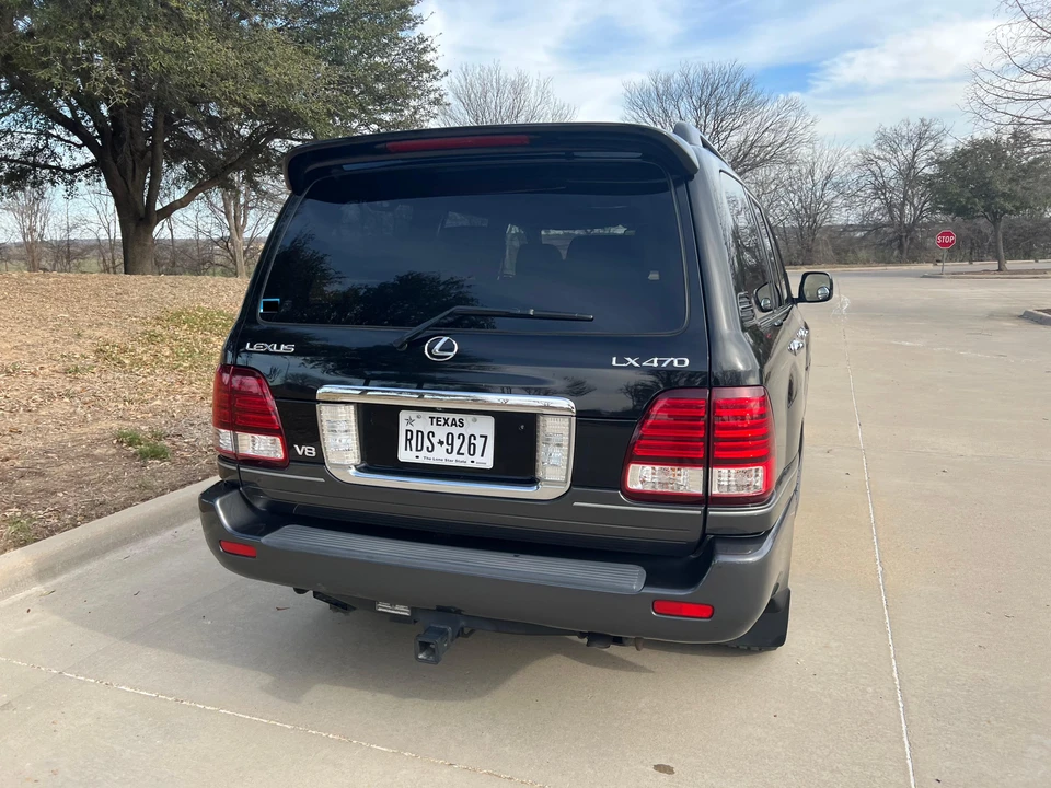 2007 Lexus LX 2nd Gen - Image 8 of 31