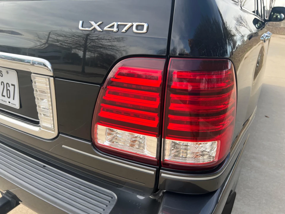2007 Lexus LX 2nd Gen - Image 22 of 31