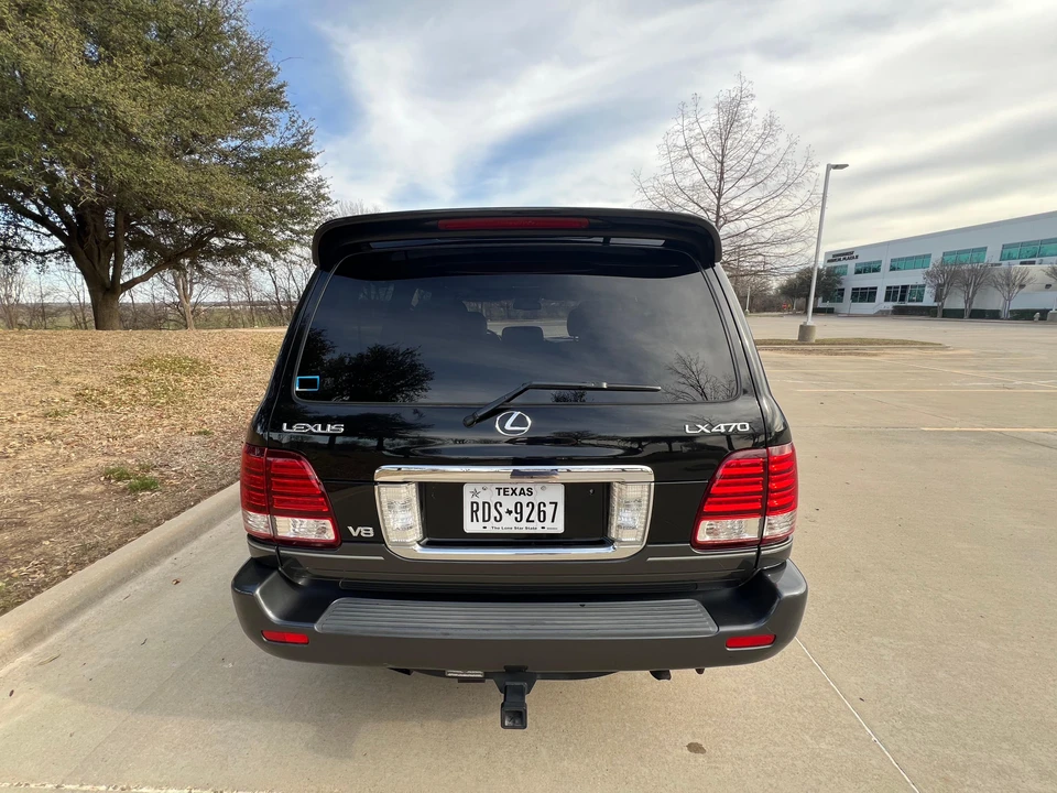 2007 Lexus LX 2nd Gen - Image 7 of 31