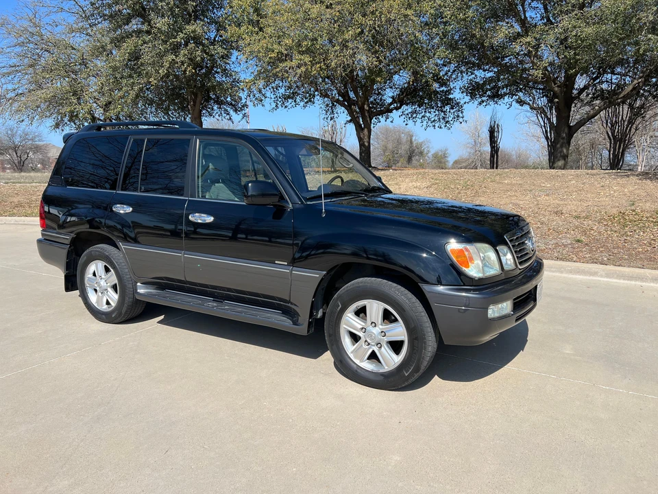 2007 Lexus LX 2nd Gen - Image 10 of 31