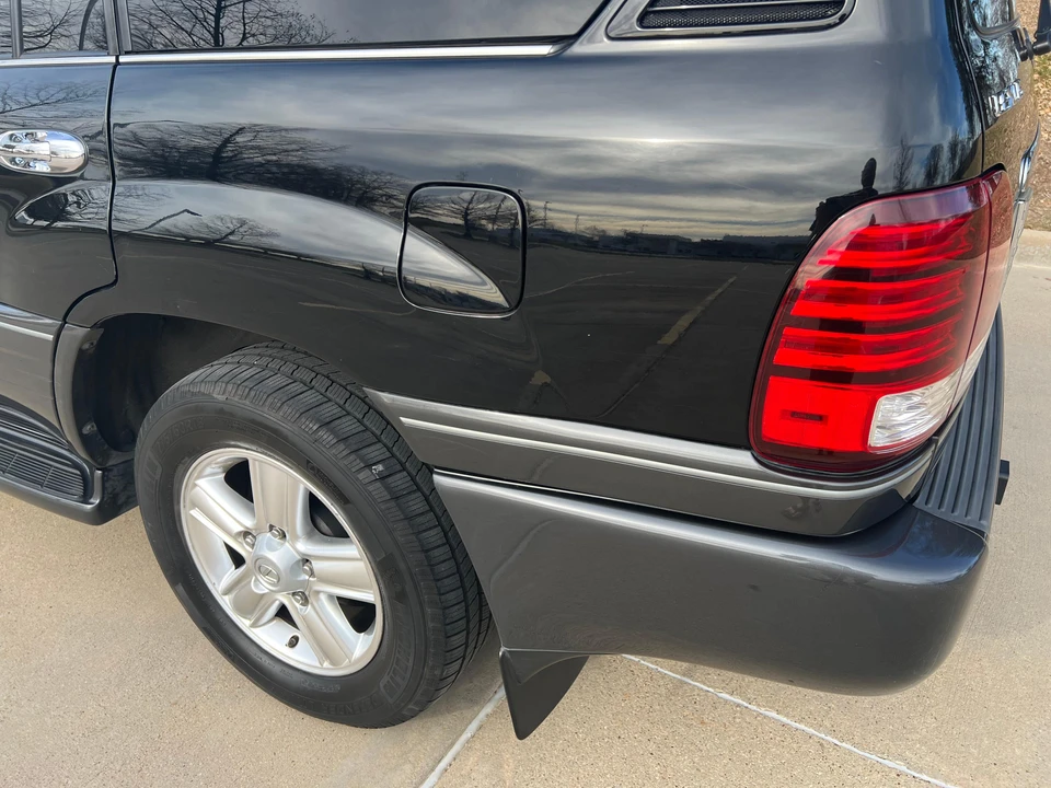 2007 Lexus LX 2nd Gen - Image 20 of 31