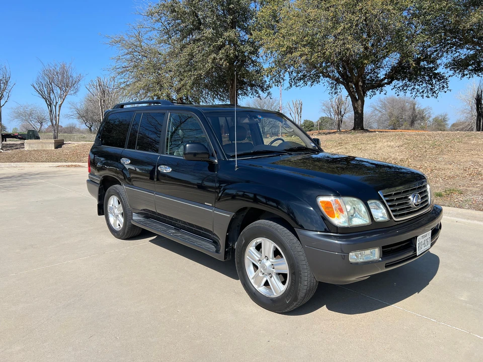 2007 Lexus LX 2nd Gen - Image 11 of 31