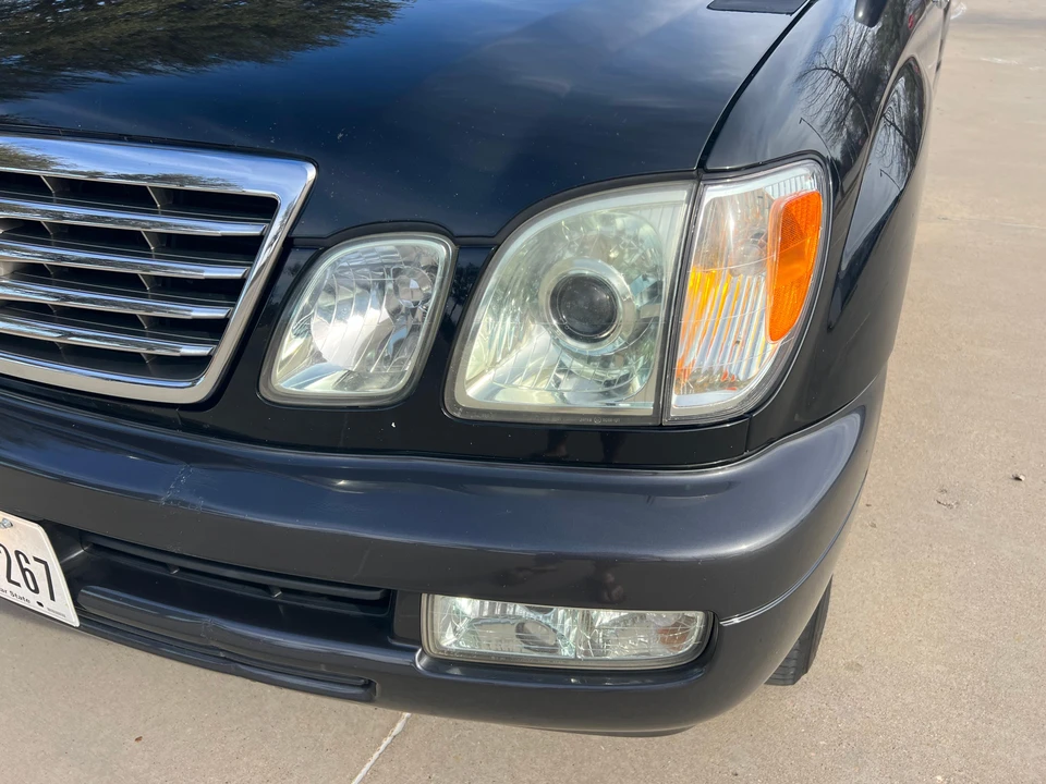 2007 Lexus LX 2nd Gen - Image 16 of 31