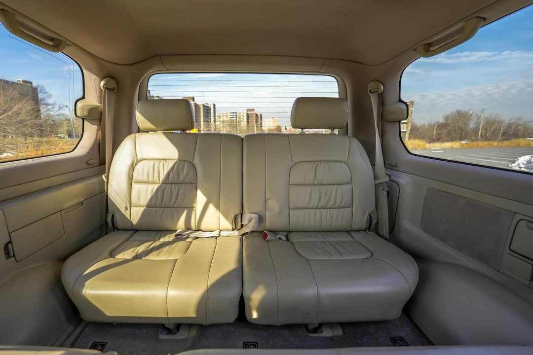 2007 Lexus LX 2nd Gen - Image 28 of 31