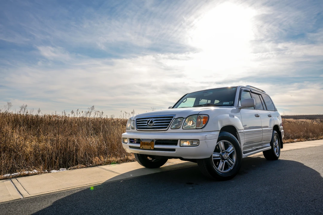 2007 Lexus LX 2nd Gen - Image 10 of 31