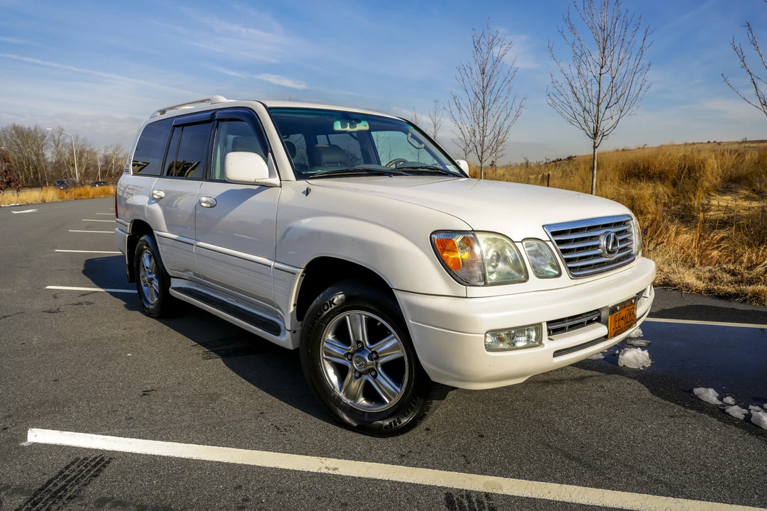 2007 Lexus LX 2nd Gen - Image 18 of 31