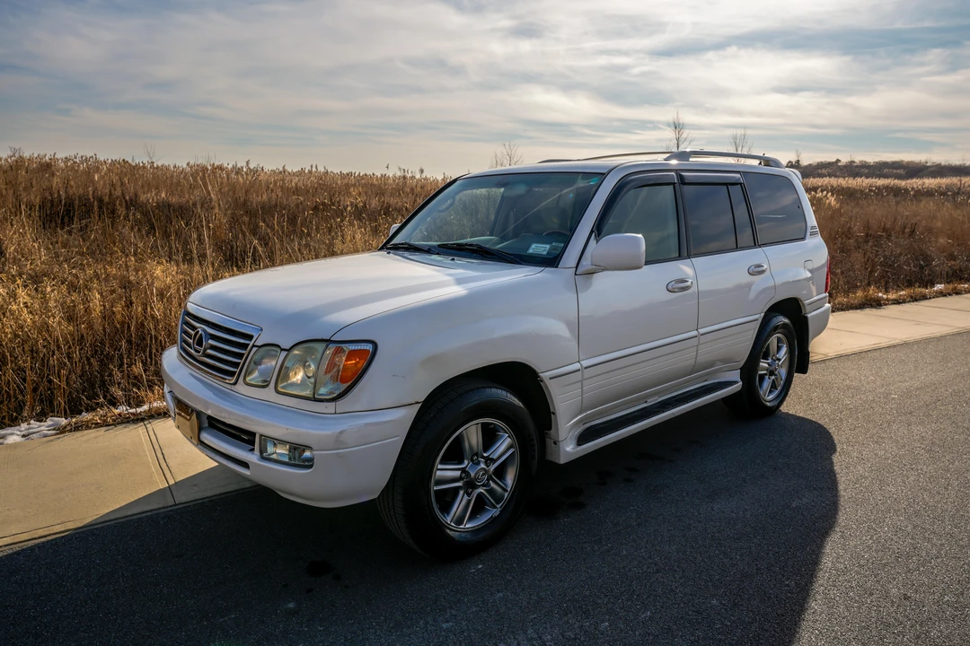 2007 Lexus LX 2nd Gen - Image 11 of 31