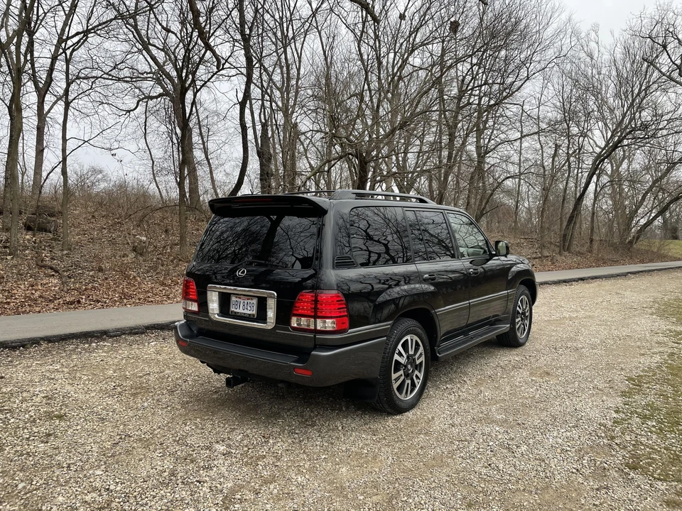 2007 Lexus LX 2nd Gen - Image 26 of 31