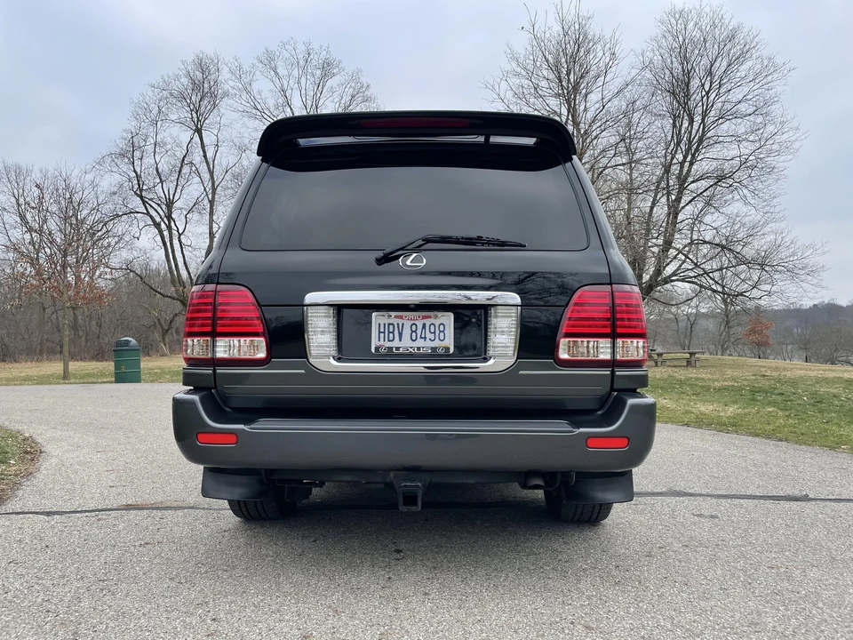 2007 Lexus LX 2nd Gen - Image 5 of 31
