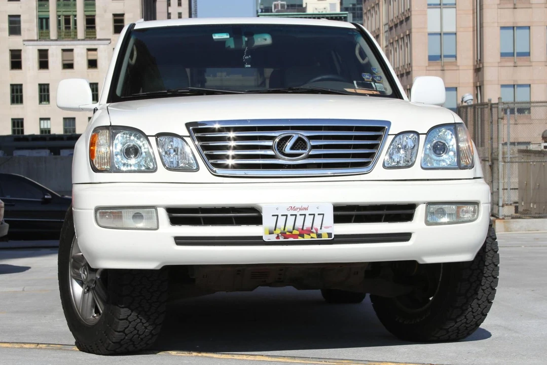 2007 Lexus LX 2nd Gen - Image 2 of 16