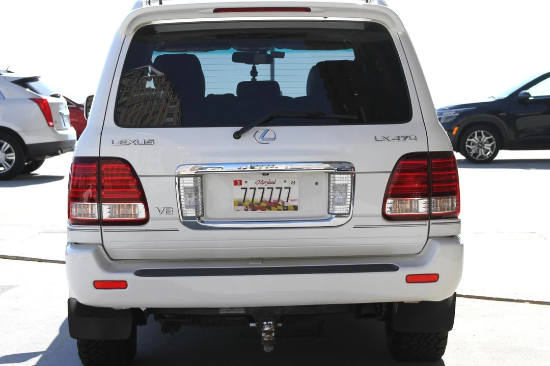 2007 Lexus LX 2nd Gen - Image 5 of 16