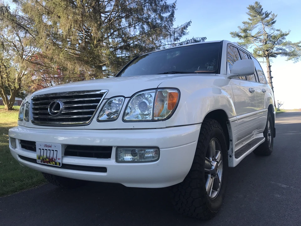 2007 Lexus LX 2nd Gen - Image 6 of 16