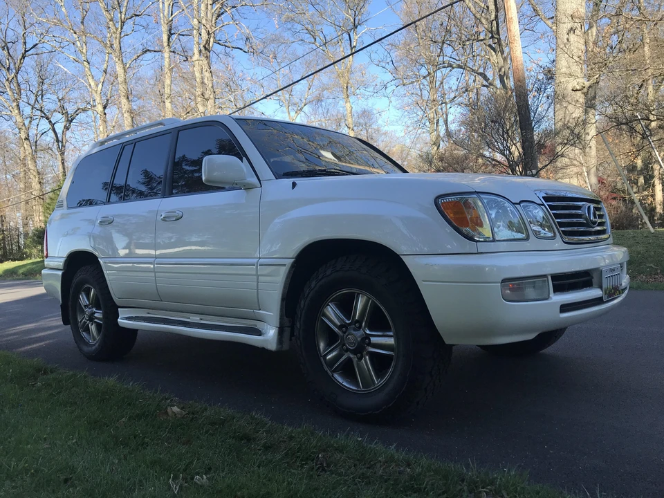 2007 Lexus LX 2nd Gen - Image 14 of 16