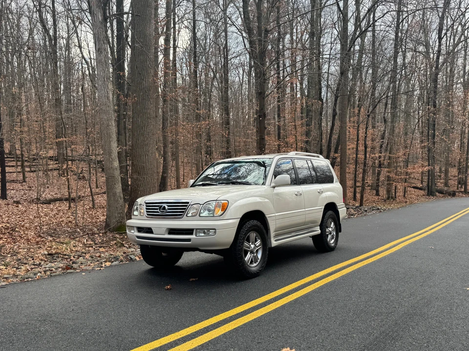 2007 Lexus LX 2nd Gen - Image 8 of 31
