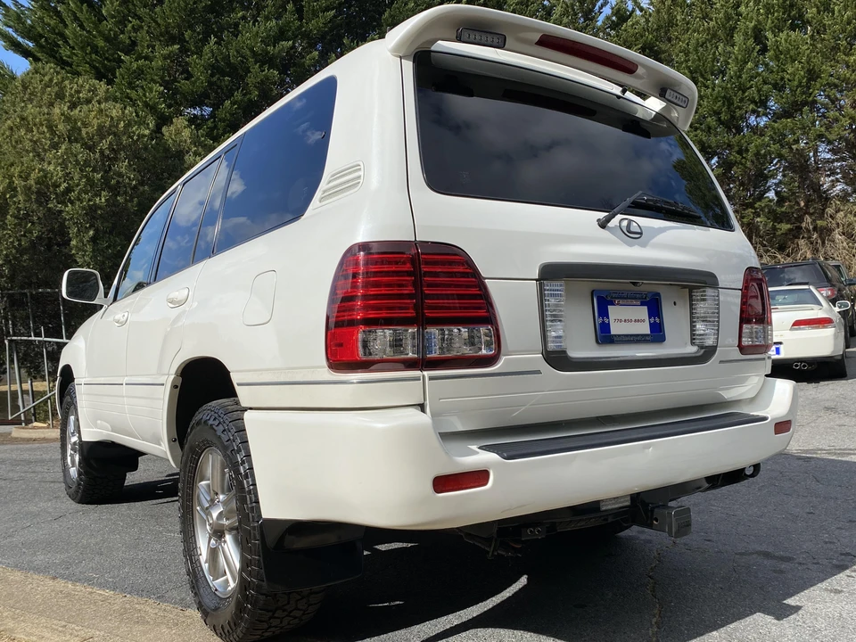 2007 Lexus LX 2nd Gen - Image 6 of 31