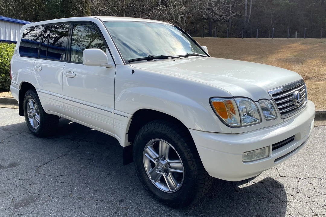 2007 Lexus LX 2nd Gen - Image 13 of 31