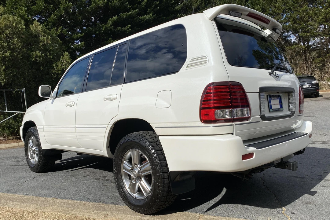 2007 Lexus LX 2nd Gen - Image 5 of 31