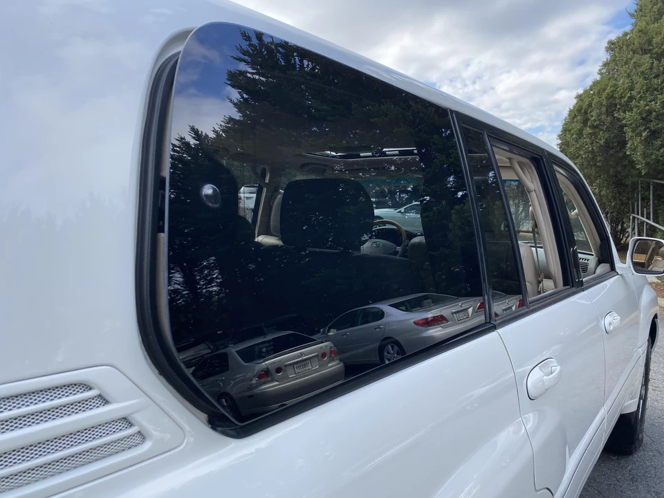 2007 Lexus LX 2nd Gen - Image 21 of 31