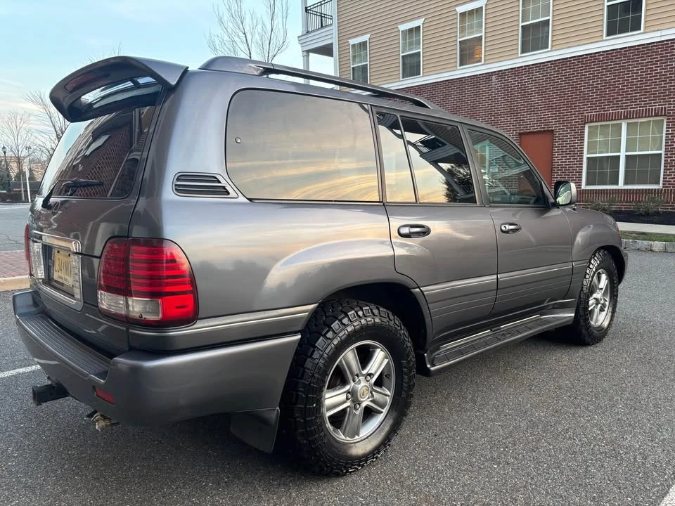 2007 Lexus LX 2nd Gen - Image 2 of 14