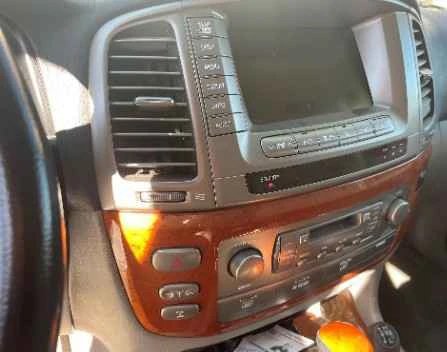 2007 Lexus LX 2nd Gen - Image 2 of 6