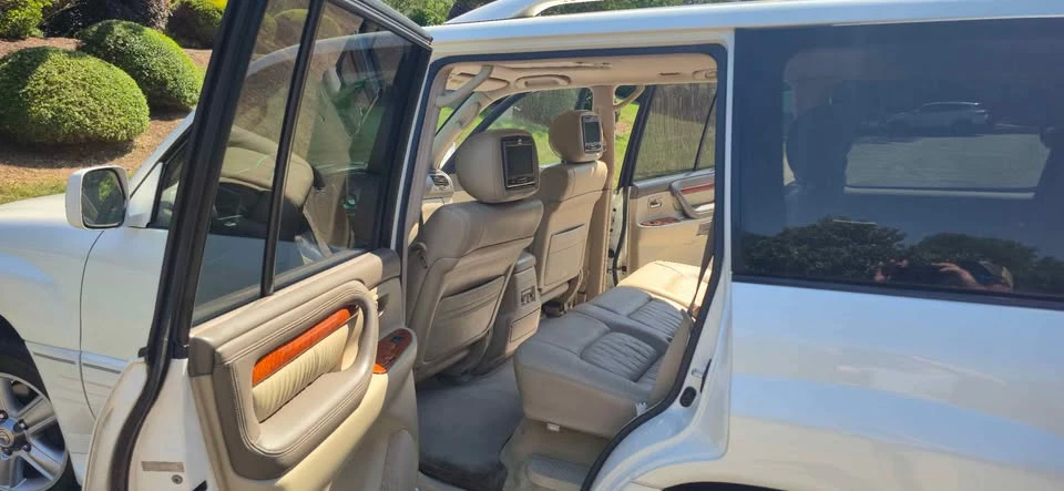 2007 Lexus LX 2nd Gen - Image 8 of 20