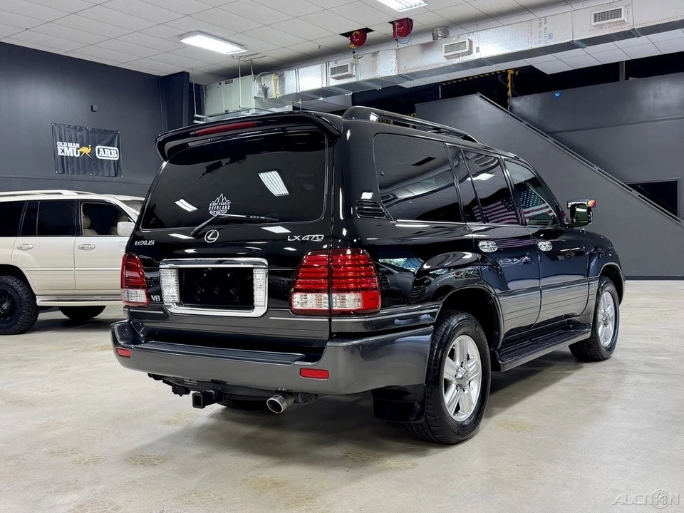 2007 Lexus LX 2nd Gen - Image 8 of 12