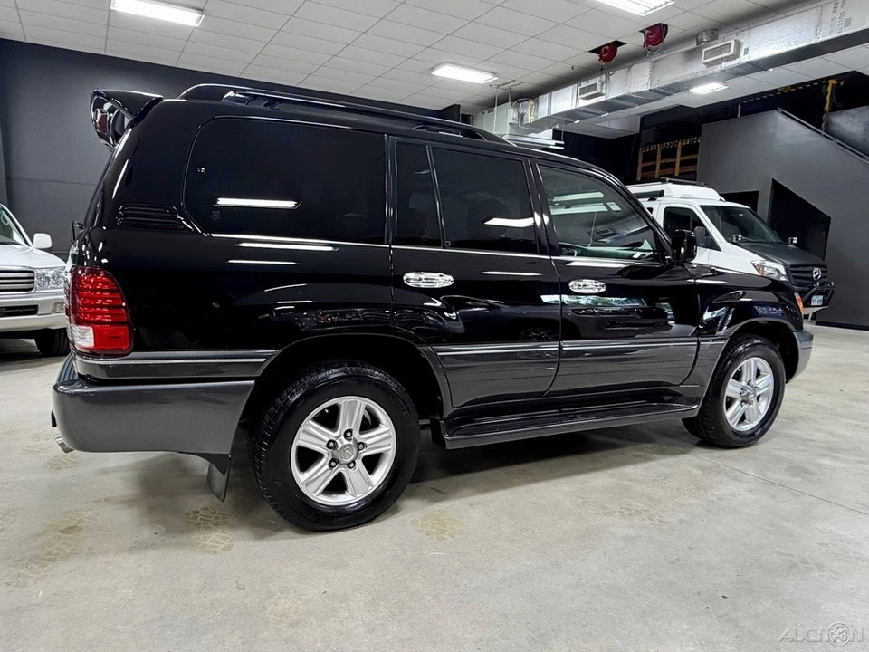 2007 Lexus LX 2nd Gen - Image 6 of 12