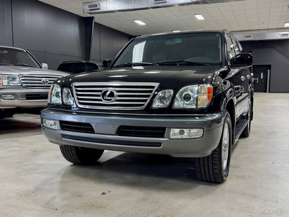 2007 Lexus LX 2nd Gen - Image 3 of 12