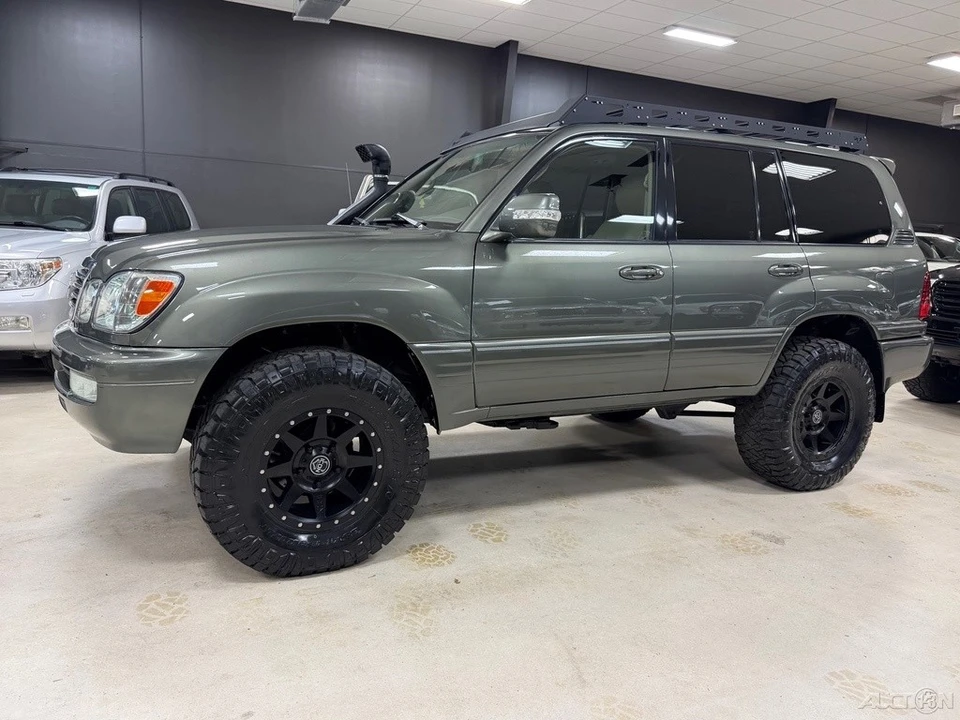 2007 Lexus LX 2nd Gen - Image 7 of 12