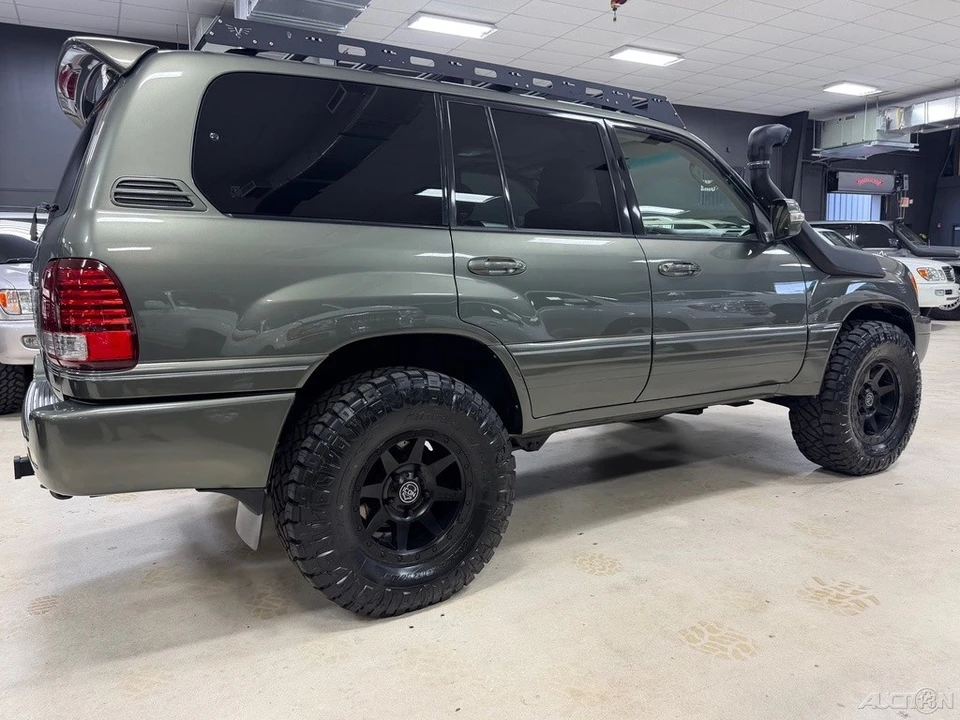 2007 Lexus LX 2nd Gen - Image 12 of 12